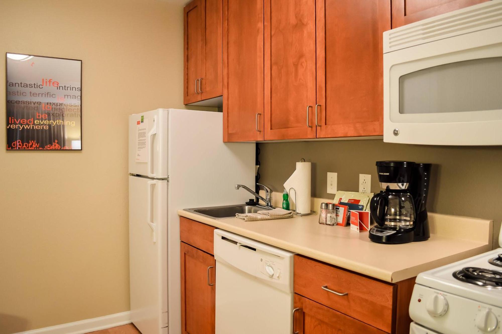 Towneplace Suites Stafford Εξωτερικό φωτογραφία