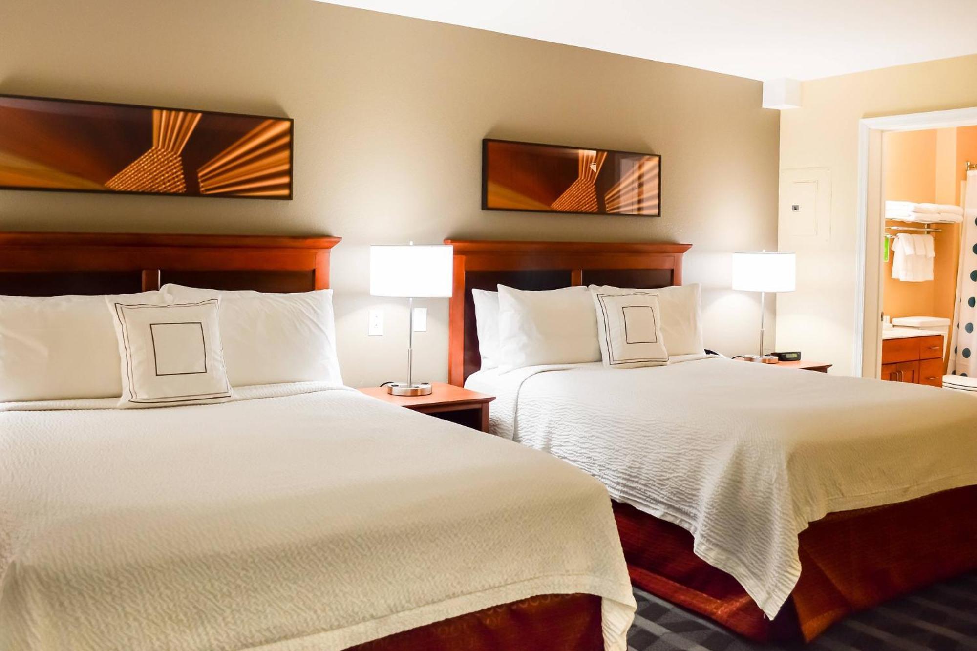 Towneplace Suites Stafford Εξωτερικό φωτογραφία