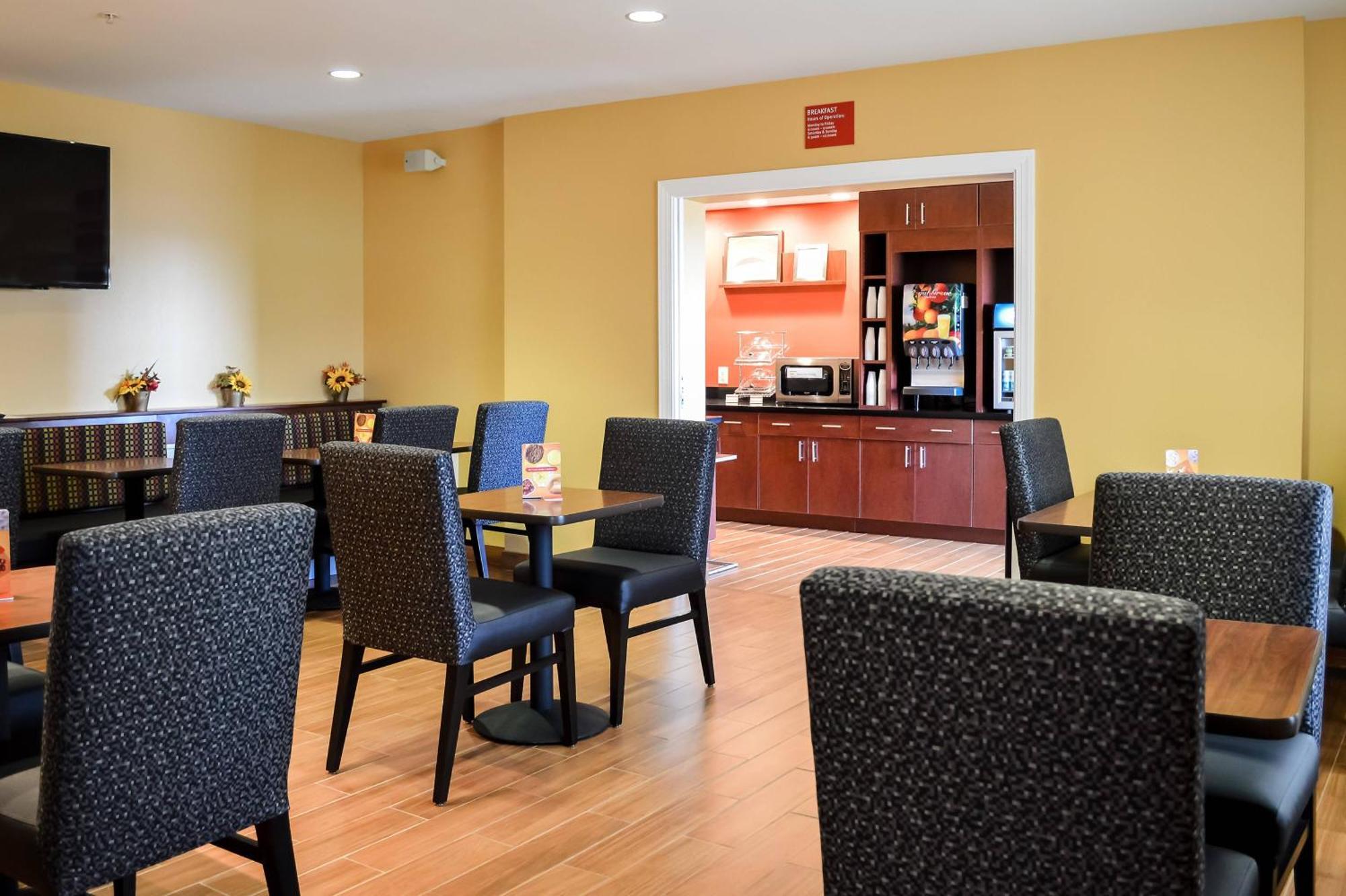 Towneplace Suites Stafford Εξωτερικό φωτογραφία