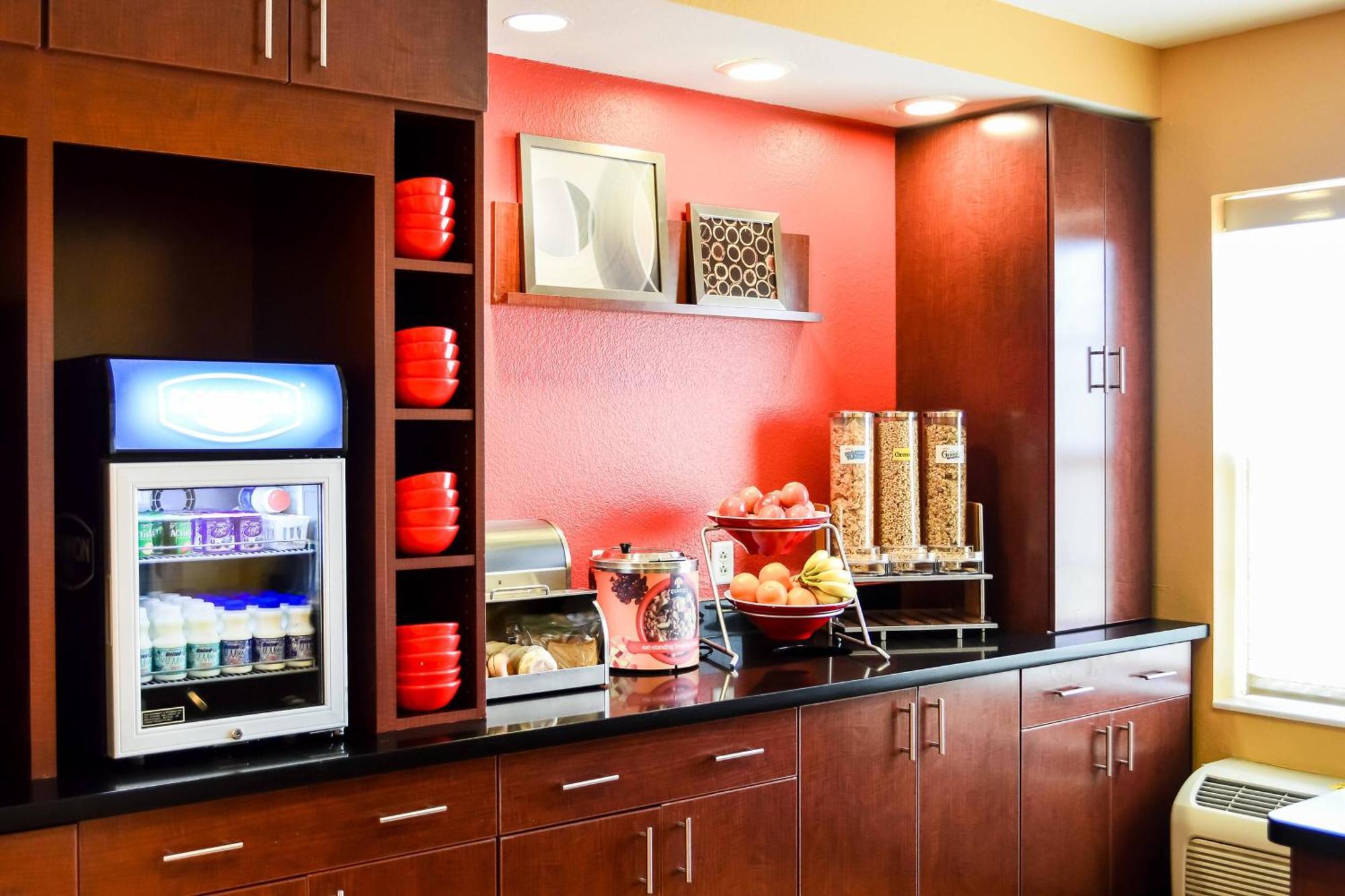Towneplace Suites Stafford Εξωτερικό φωτογραφία