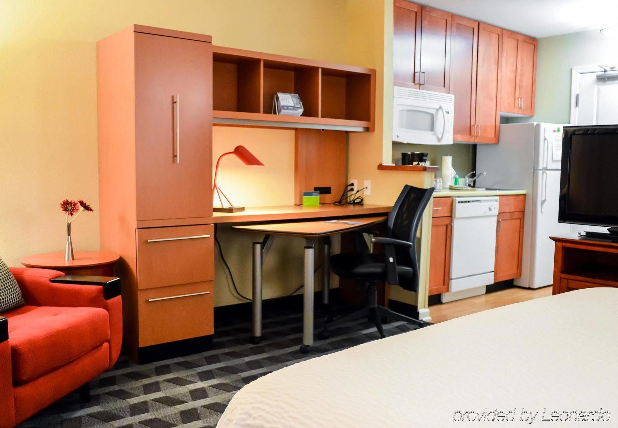 Towneplace Suites Stafford Εξωτερικό φωτογραφία